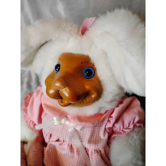 Robert Raikes Rabbit - Picture 3 of 5